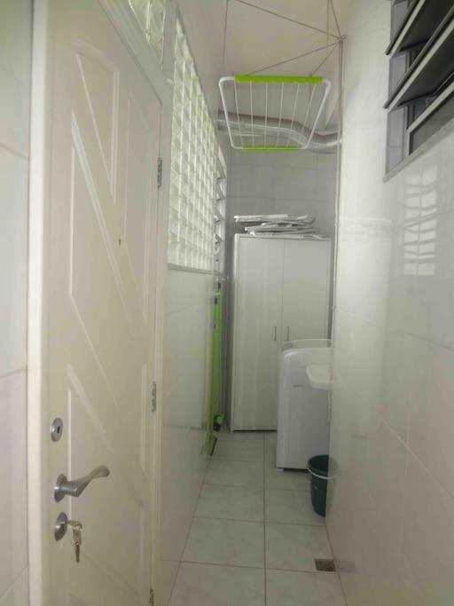 Copacabana Espacoso Vista Lateral Mar Apartamento *